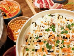 金枪鱼手抓饭-明洞阿姨·韩式酱蟹烤肉·创意料理(三元桥店)