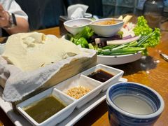 -95号酱骨·一块豆腐(展春园西路店)