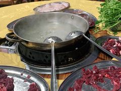 -五洞培记山庄·鲜牛肉火锅