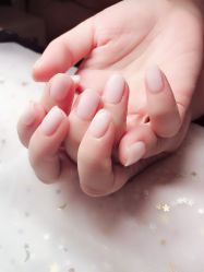 -赫本轻奢美颜中心