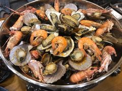 -老东镇啤酒屋海鲜加工·蒸汽海鲜·海鲜烧烤(台东店)