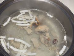-喃喃椰·糟粕醋·椰子鸡火锅(七堡花园店)