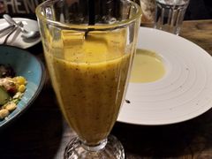 -HIGH FIVE哈福手工汉堡(桂林路店)