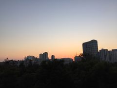 -星巴克(上海虹桥站2A检票口)
