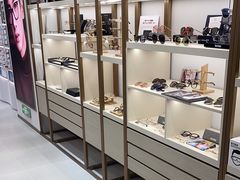 -无界眼镜MaxLess(南翔印象城店)