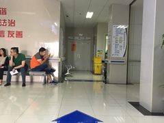 -上海市松江区泗泾医院