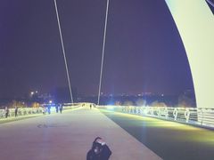 -南京眼步行桥