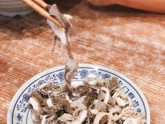 老北京爆肚-门框胡同百年卤煮(新街口店)