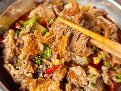 -大众跷脚牛肉馆·非遗传承单位(峨眉山店)