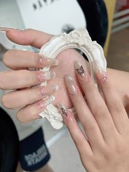 -芊屿芊浔美甲