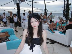 -FINNS Beach Club