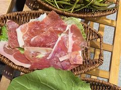 -阿婆情腊排骨火锅(古城旗舰店)