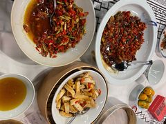 -新李记 · 口味菜馆(南郊公园店)