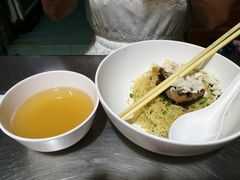 -亚明蟹肉面特大虾饺(สีลม)