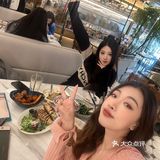 “请吃饭的漂亮姐姐🍽️”  