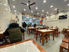 -老西白点心店