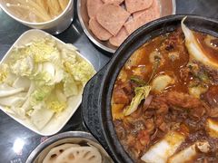 鸡鸡蛙蛙中煲-川香煲(茅台路店)