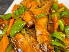 红烧刀鱼-胡记真不同饭店(临河街店)