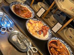 -广州万富希尔顿酒店·感趣自助餐厅·金秋蟹宴生蚝海鲜刺身