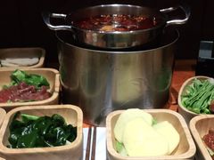 -独食火锅·半米屋台(直营总店)