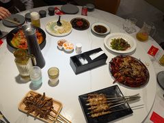-钳小柒·小龙虾蓝龙王烧烤夜宵(长寿路店)