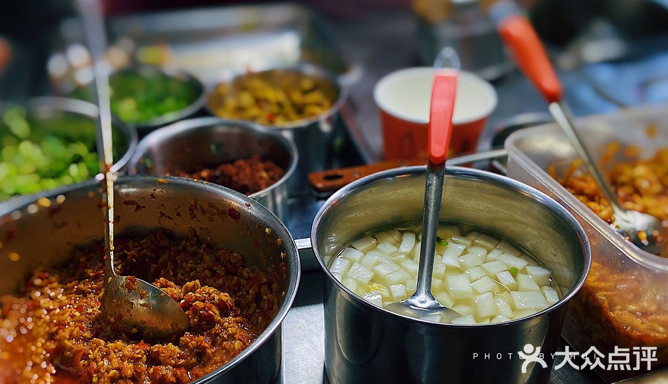 泡菜豆腐｜银丰路当红小吃