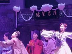 -虹桥艺术中心