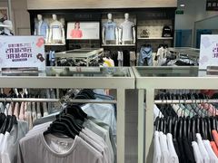 -三福时尚(三峡广场华夏银座店)