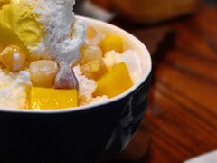 芒果牛奶冰沙-I HOLIC艾豪丽披萨(KKone店)