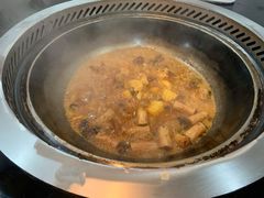 -三里屯土灶炖公鸡地锅鸡(江东店)