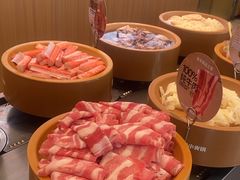 -龍歌自助小火锅(市南金茂湾店)