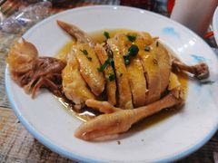 招牌土斩鸡-八张桌子(老店)