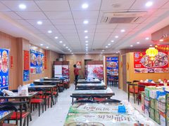 大堂-名超海鲜烧烤大排档