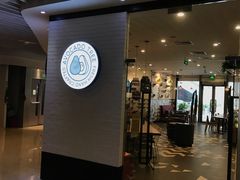 -油梨树 AVOCADO TREE(亮马桥店)