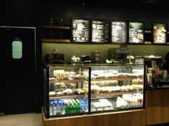 -星巴克臻选(莘庄仲盛店)