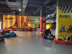 -利剑潮玩·团建·亲子·聚会
