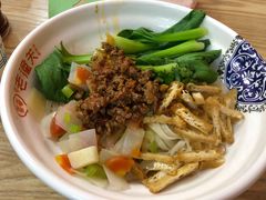 -左左香老潼关肉夹馍(龙山一路店)