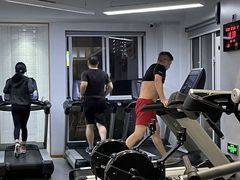 -超鹿运动(五四路恒力城店)