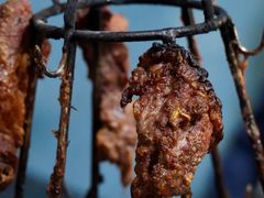 -烤肉小伙烤肉店