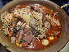 -张翻越·川渝冒菜·武汉黑鸭煲(城北万象城店)