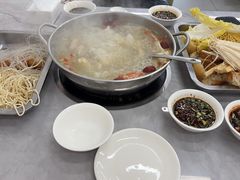 -光头药膳鸡(莱茵小镇店)