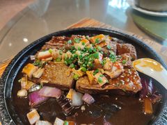 -东馆和天下特色餐饮(工农店)