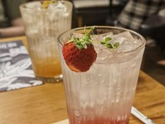 -Kub Kao Kub Pla (Terminal21)