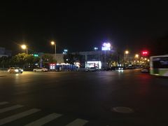 -家乐福(川沙店)