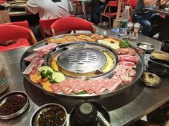 -哈哈碳都·牛肋条无限自助烤肉(台江万达店)