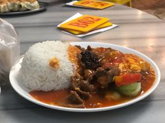 番茄滑蛋牛肉飯-芬芳甜品(同福路店)