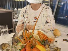 -广州塔卢特斯法国旋转餐厅