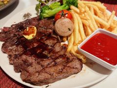 -WOLFGANG PUCK KITCHEN & BAR(迪士尼小镇店)
