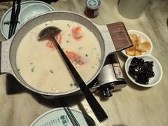 -佬麻雀·新湘菜(东方宝泰店)