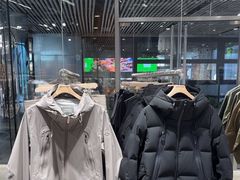 -迪桑特DESCENTE(北京三里屯BLANC店)